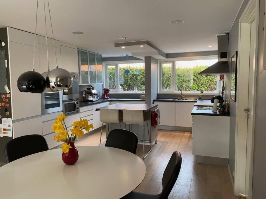 House With Garden Close To Beach Holiday home